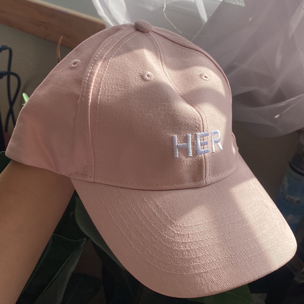 Burberry Her Pink Baseball Cap